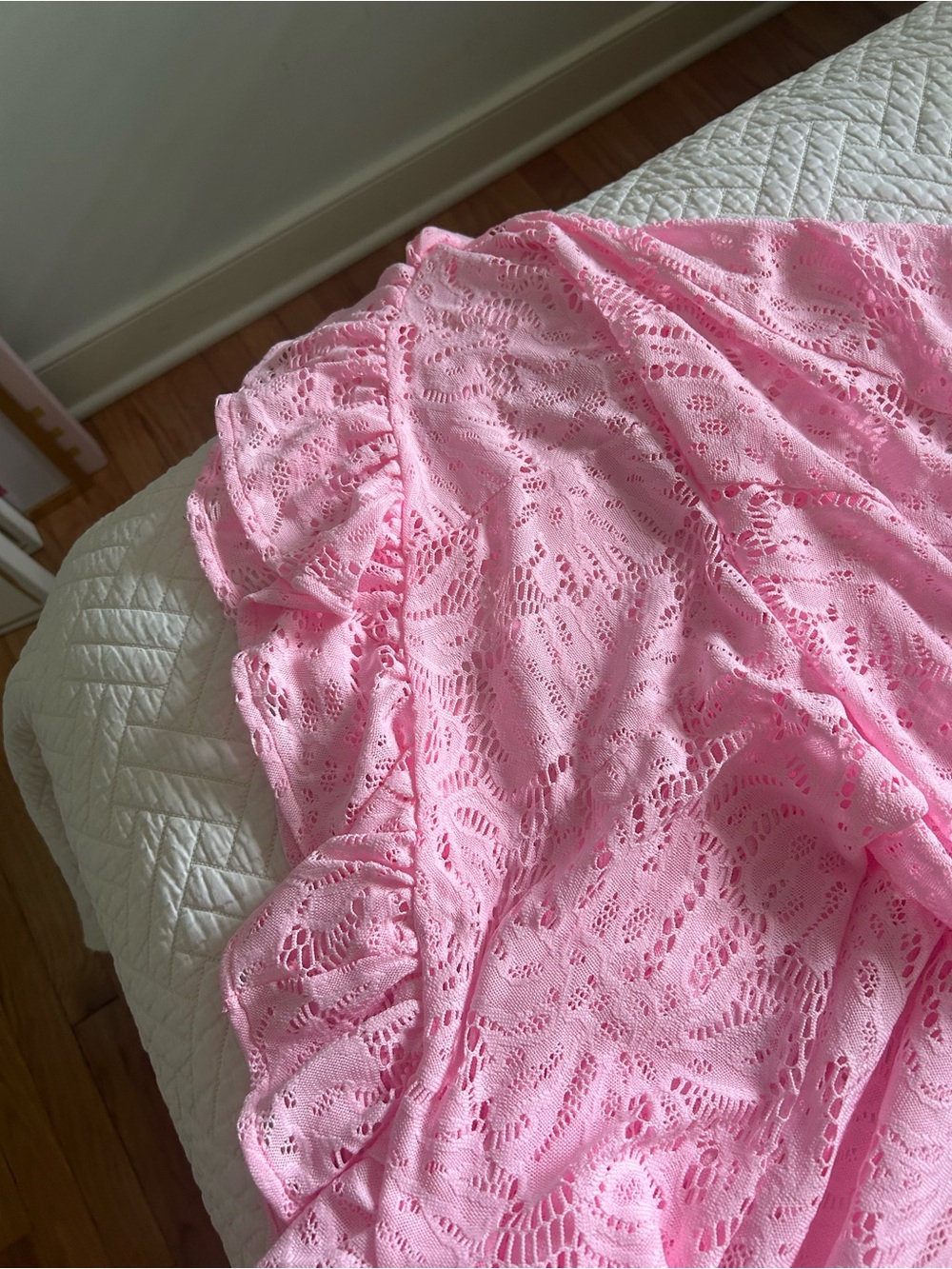 Lilly Pulitzer Atley Coverup in pink. Size S/M. Like new. - Picture 6 of 10